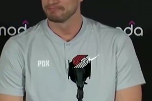 斯普利特此前：杨瀚森开会不需要带翻译了！今夏打磨技术格外关键